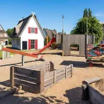 Urlaub Mit Hund Im Reethaus Muschel By Interhome Σπίτι διακοπών
