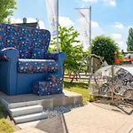 Urlaub Mit Hund Im Reethaus Muschel By Interhome Beckerwitz